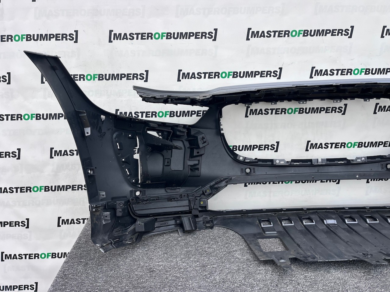 Jaguar I Pace Electric Suv 2018 - 2024 Front Bumper 6 Pdc Genuine [p602]