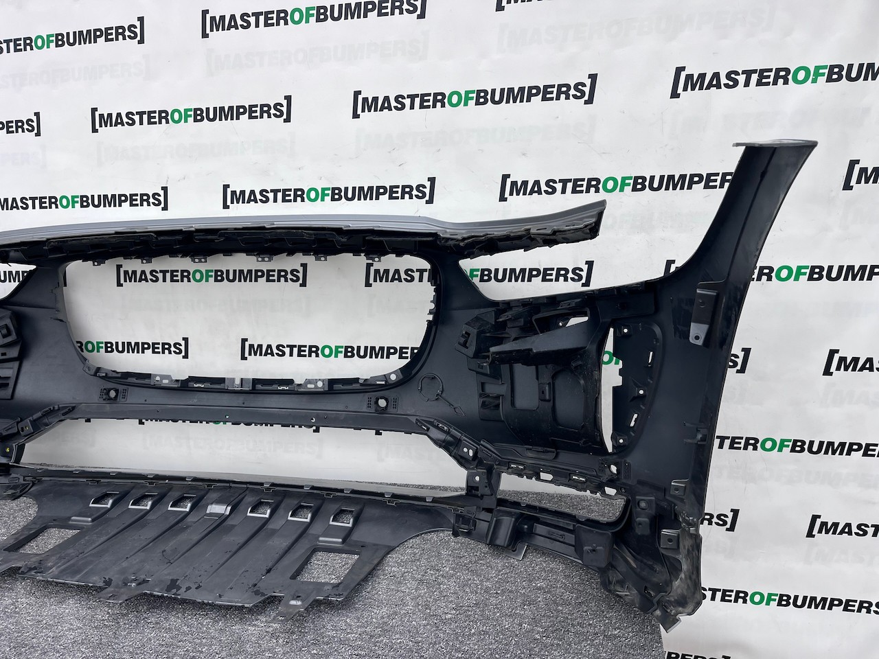 Jaguar I Pace Electric Suv 2018 - 2024 Front Bumper 6 Pdc Genuine [p602]