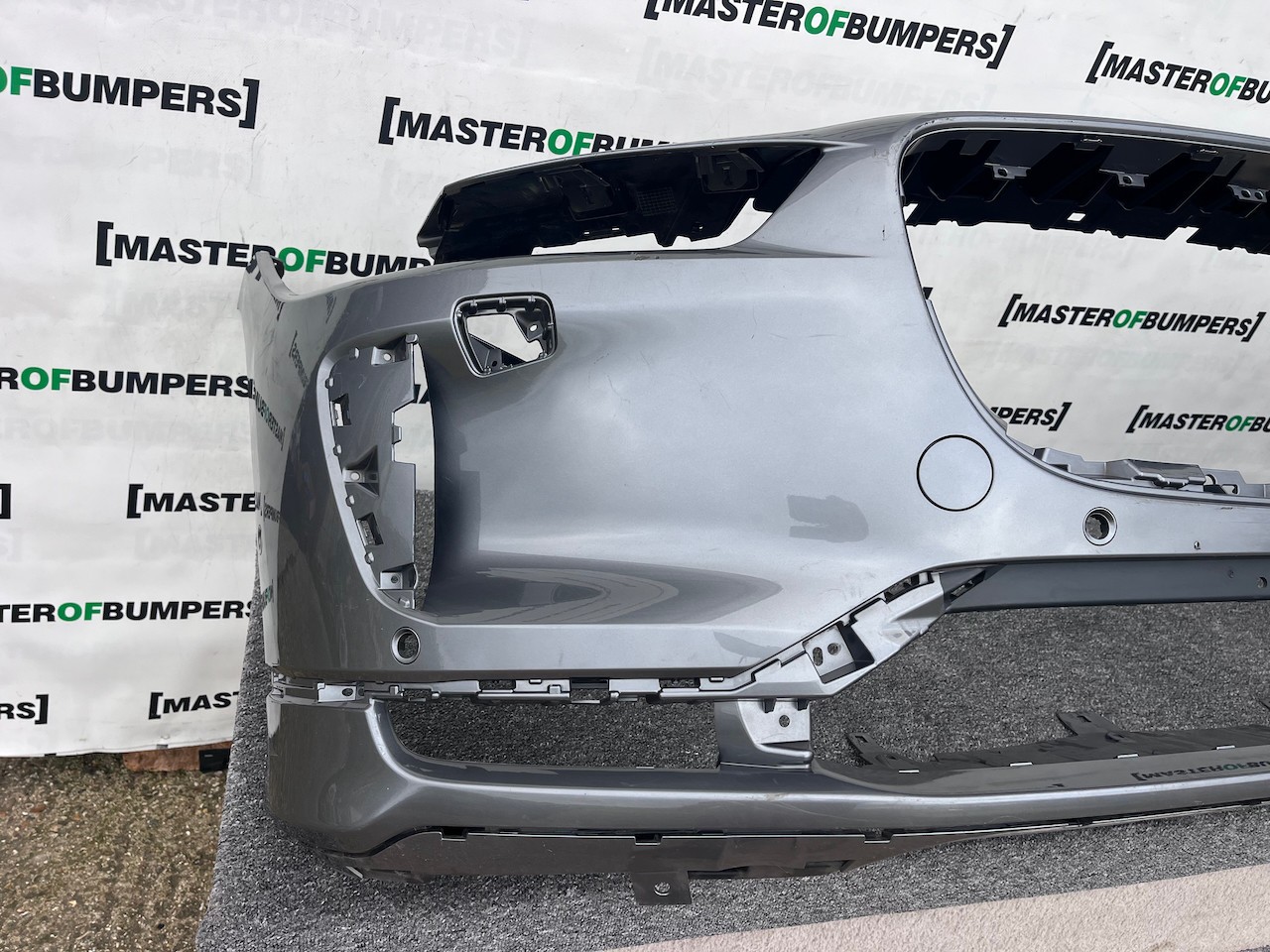 Jaguar I Pace Electric Suv 2018 - 2024 Front Bumper 6 Pdc Genuine [p602]