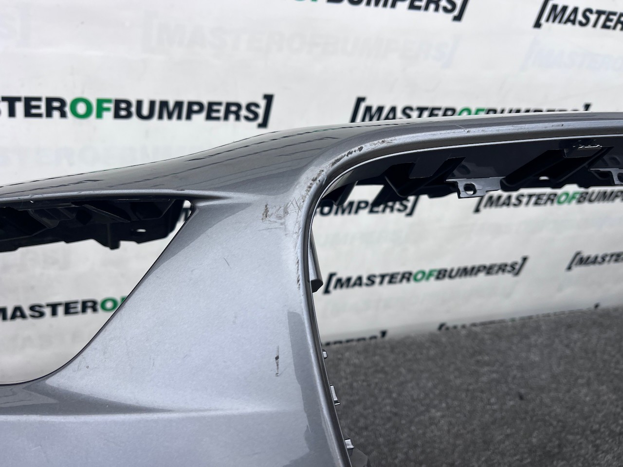 Jaguar I Pace Electric Suv 2018 - 2024 Front Bumper 6 Pdc Genuine [p602]