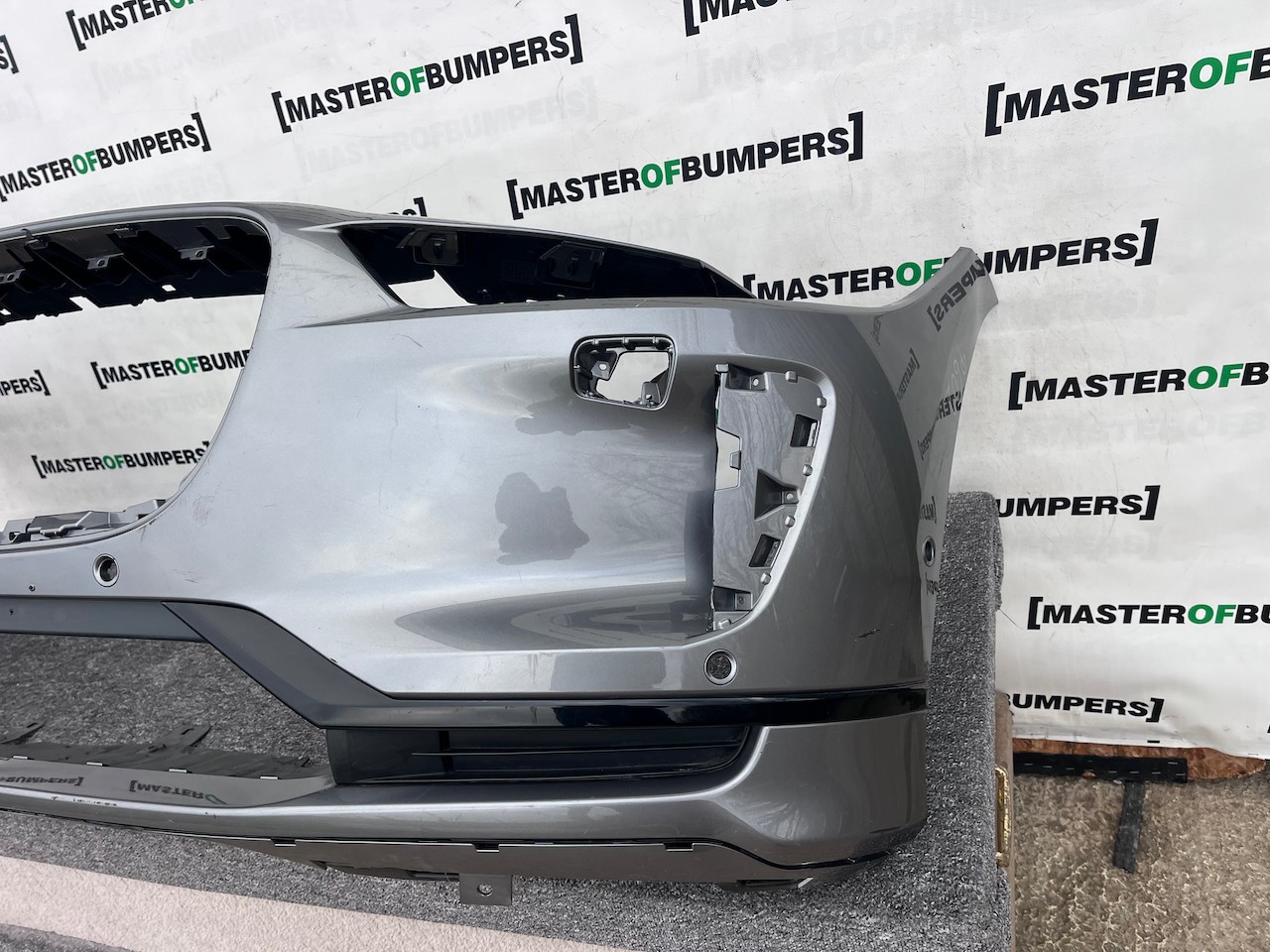 Jaguar I Pace Electric Suv 2018 - 2024 Front Bumper 6 Pdc Genuine [p602]