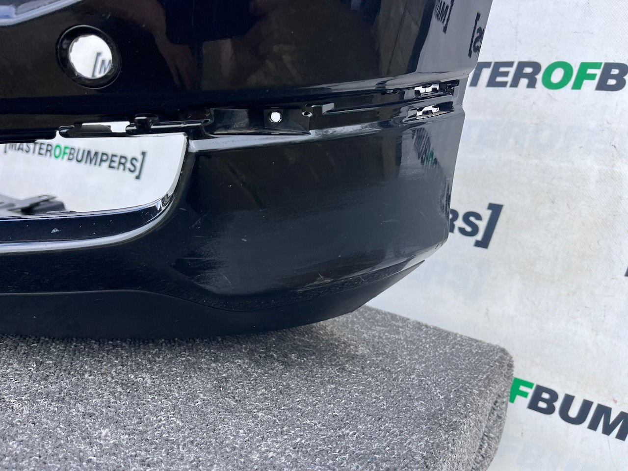 Jaguar I Pace Electric Suv 2018 - 2024 Front Bumper 6 Pdc Genuine [p671]