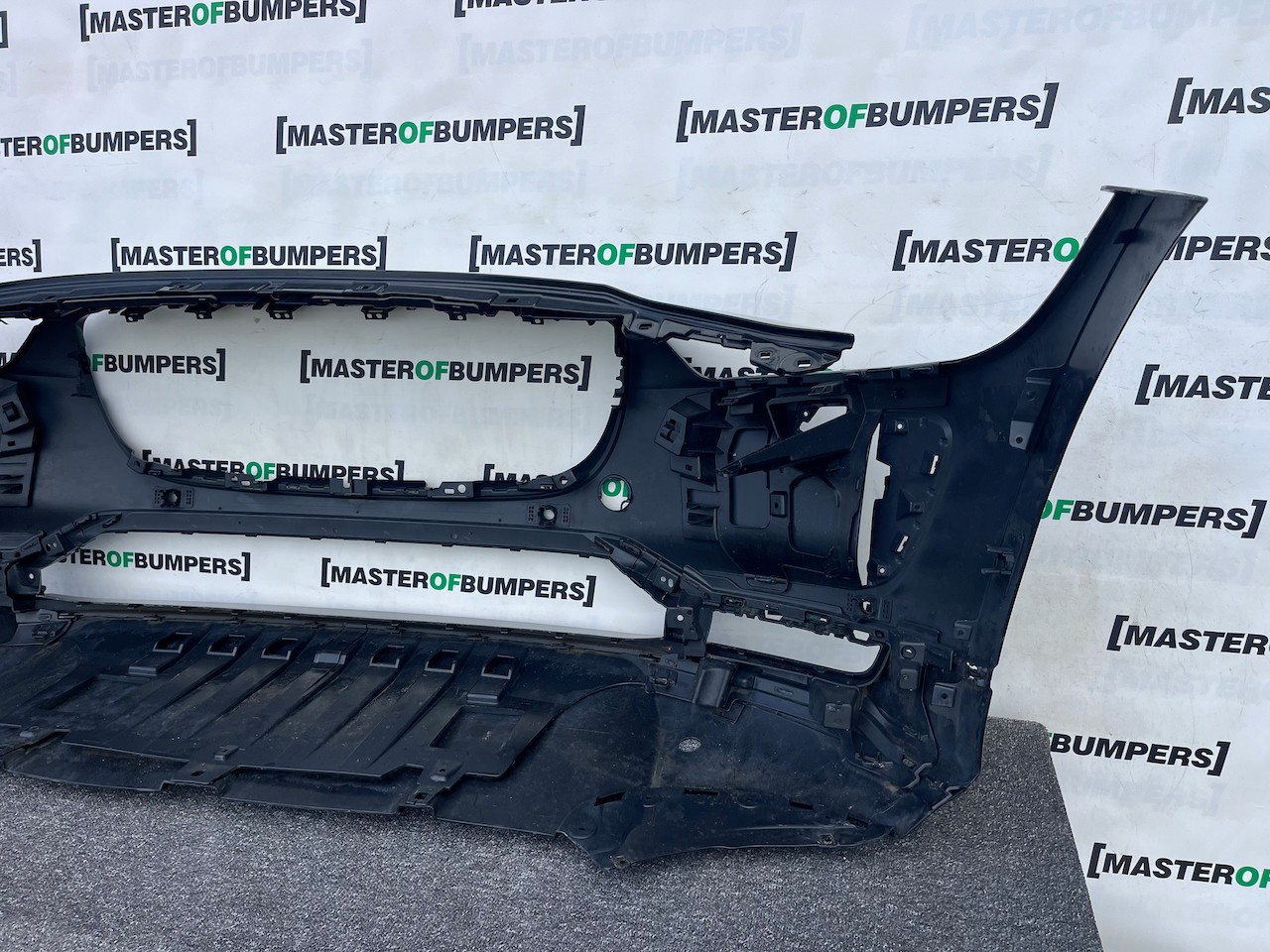 Jaguar I Pace Electric Suv 2018 - 2024 Front Bumper 6 Pdc Genuine [p671]