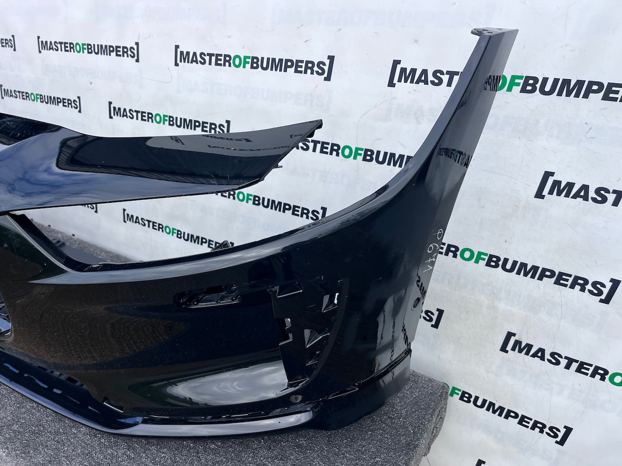 Jaguar I Pace Electric Suv 2018 - 2024 Front Bumper 6 Pdc Genuine [p671]