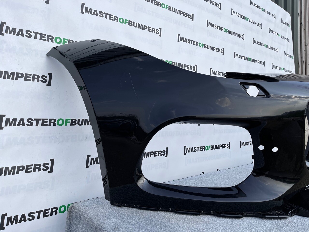 Jaguar F Type R Lift 2017-2019 Front Bumper Black Genuine [p588]