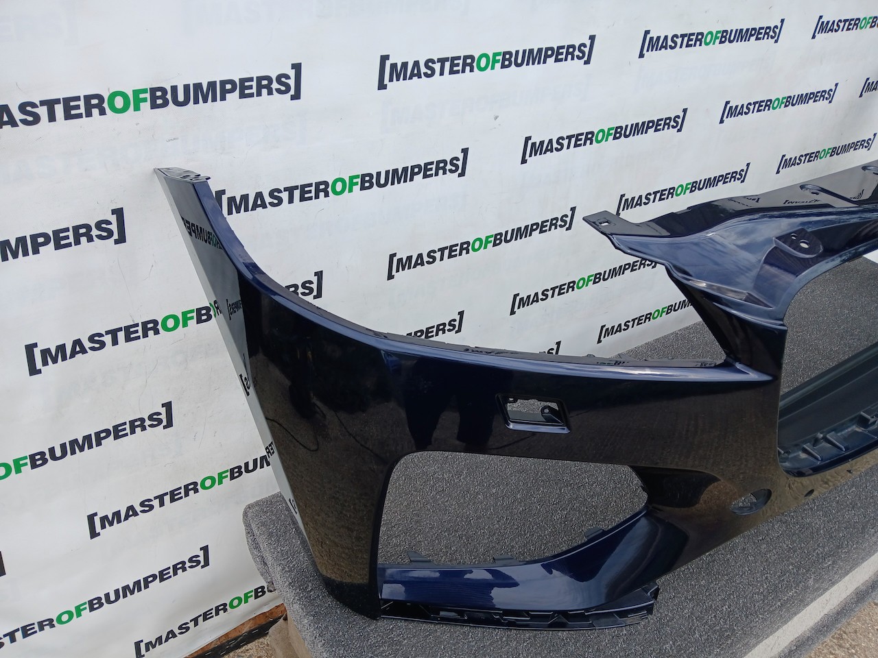 Jaguar F Pace S R Dynamic Lift 2021-2024 Front Bumper 4 Pdc + Jet Genuine [p698]