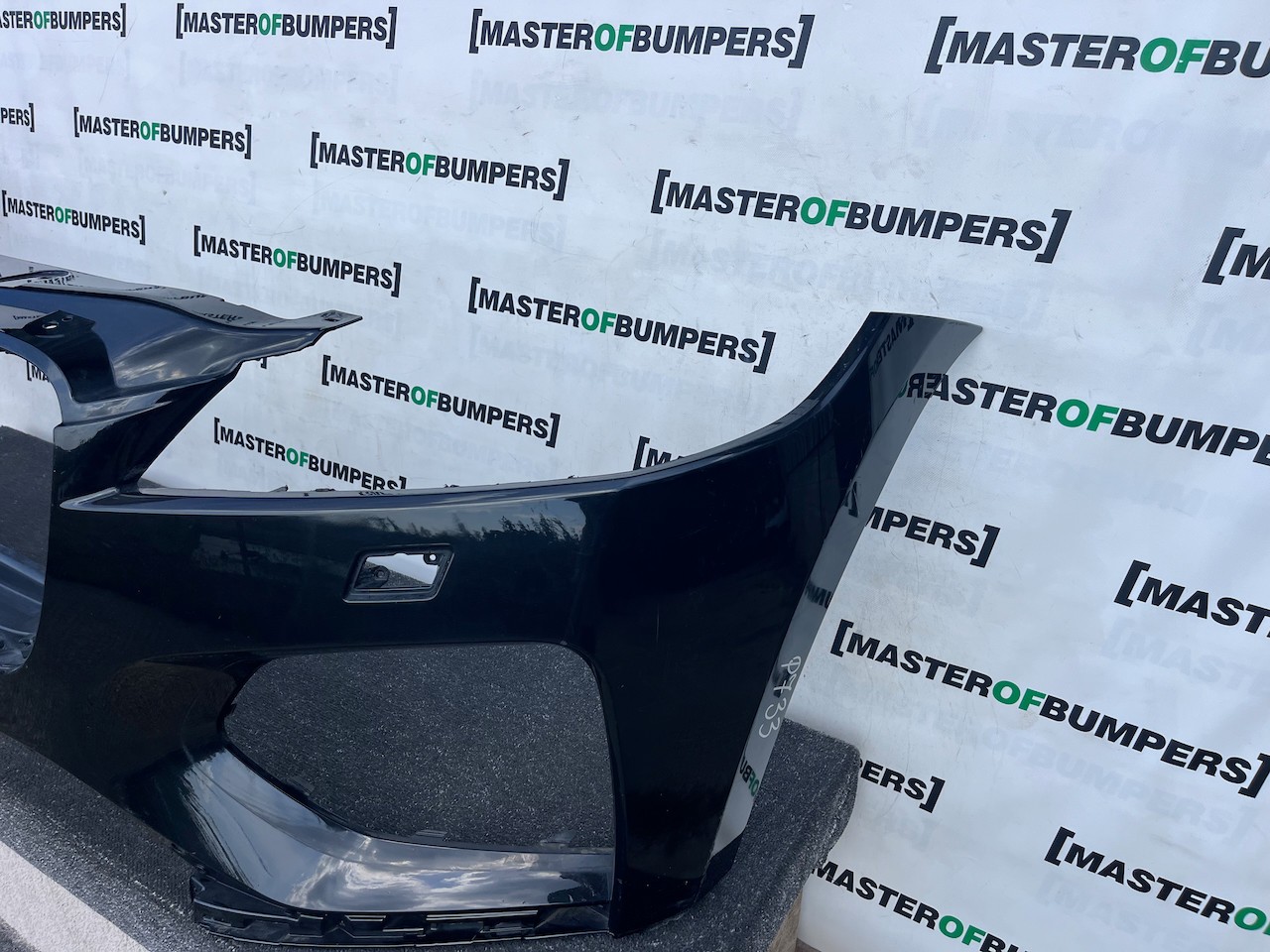 Jaguar F Pace S R Dynamic Lift 2021-2024 Front Bumper 4 Pdc + Jet Genuine [p733]