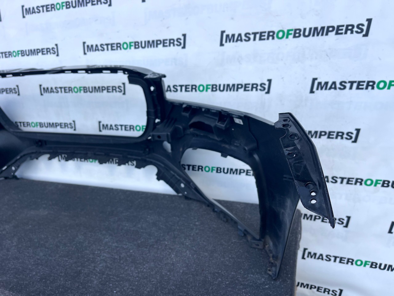 Jaguar F Pace S R Dynamic Lift 2021-2024 Front Bumper 4 Pdc + Jet Genuine [p732]
