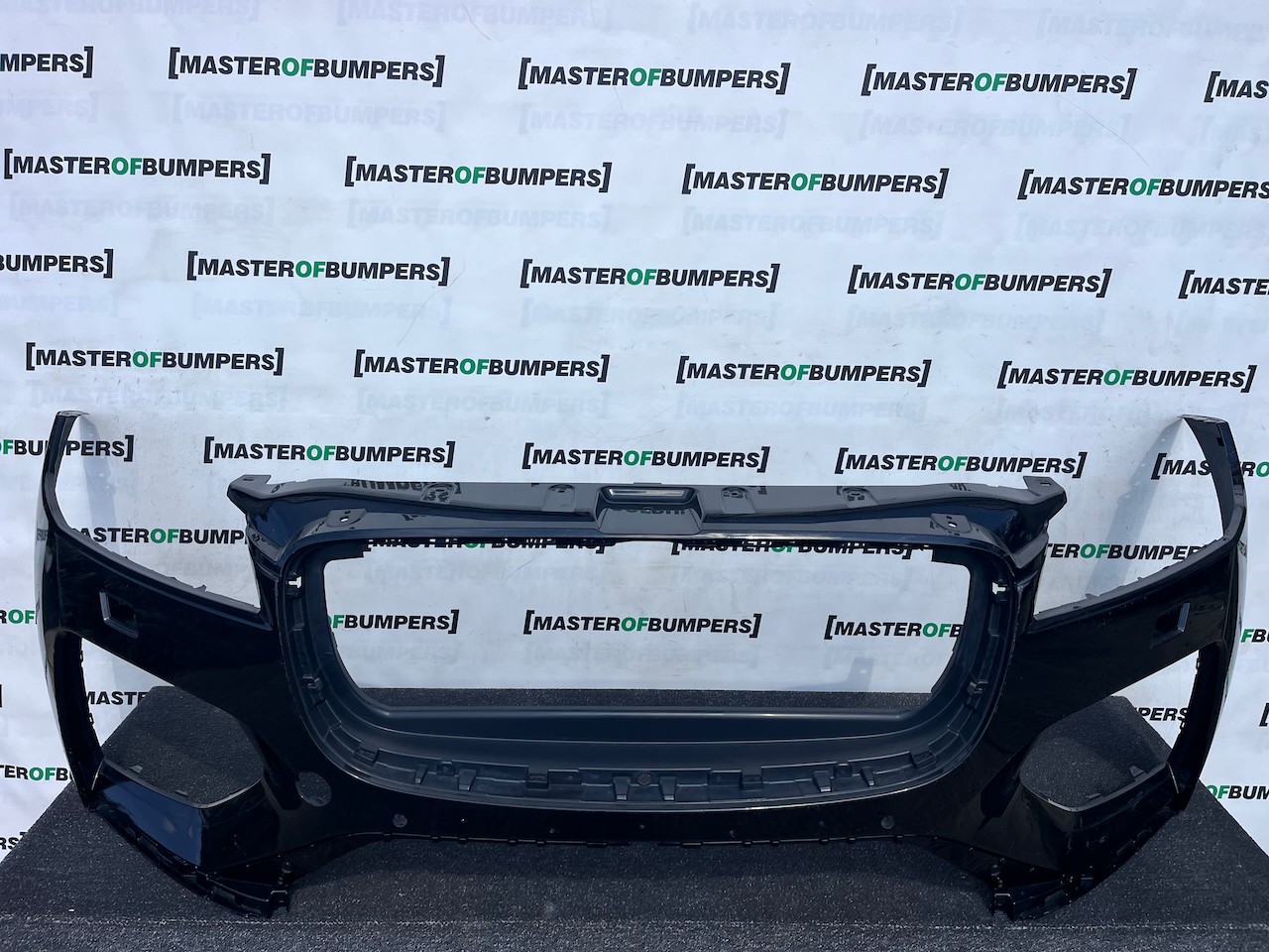 Jaguar F Pace S R Dynamic Lift 2021-2024 Front Bumper 4 Pdc + Jet Genuine [p732]