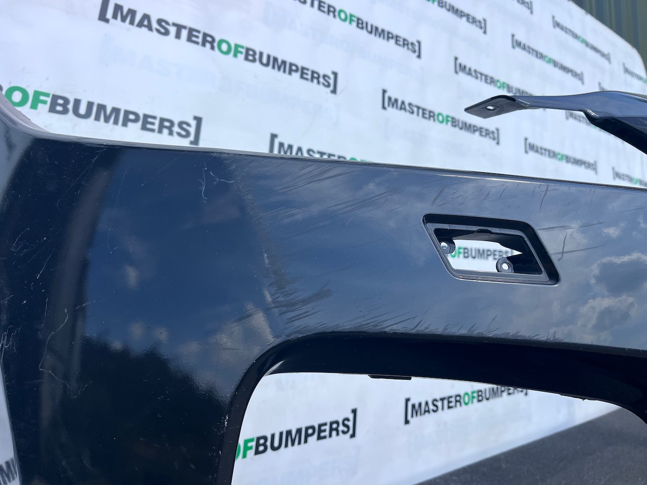 Jaguar F Pace S R Dynamic Lift 2021-2024 Front Bumper 4 Pdc + Jet Genuine [p732]