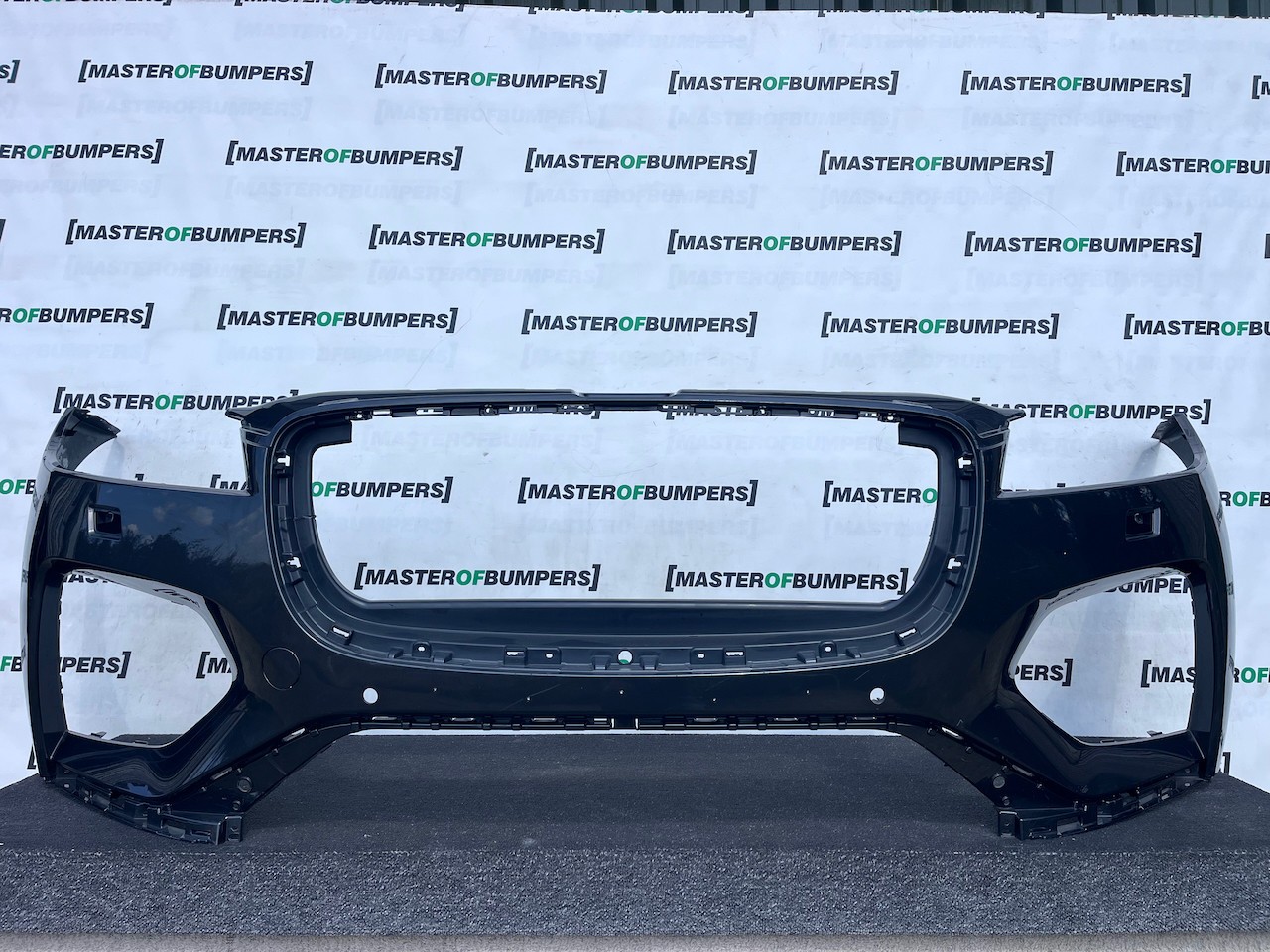 Jaguar F Pace S R Dynamic Lift 2021-2024 Front Bumper 4 Pdc + Jet Genuine [p731]