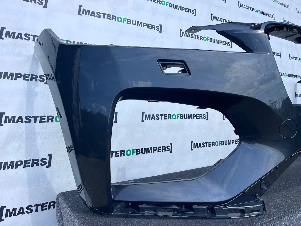 Jaguar F Pace S R Dynamic Lift 2021-2024 Front Bumper 4 Pdc + Jet Genuine [p731]