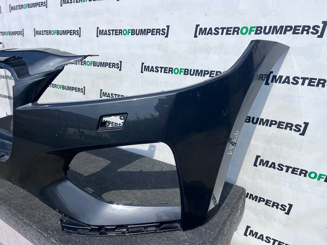 Jaguar F Pace S R Dynamic Lift 2021-2024 Front Bumper 4 Pdc + Jet Genuine [p731]