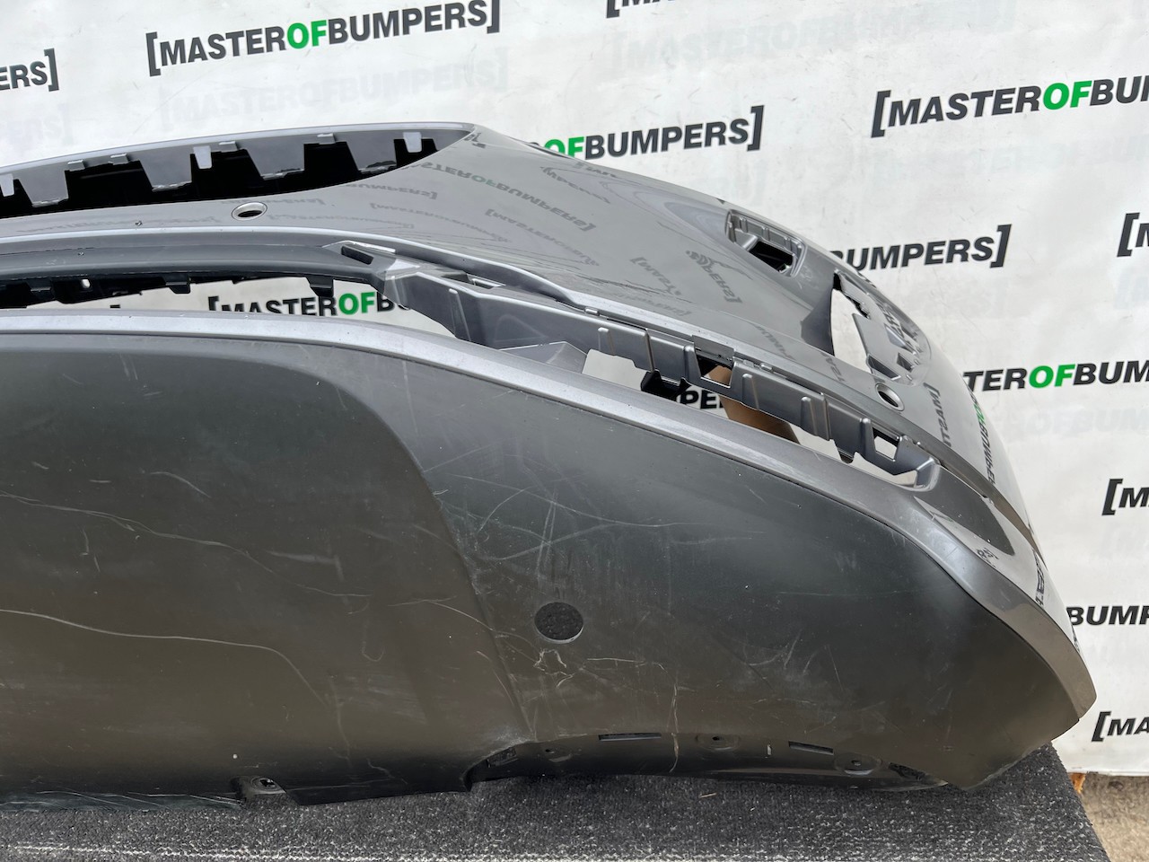 Jaguar I Pace Electric Suv 2018 - 2024 Front Bumper 4 Pdc Genuine [p773]