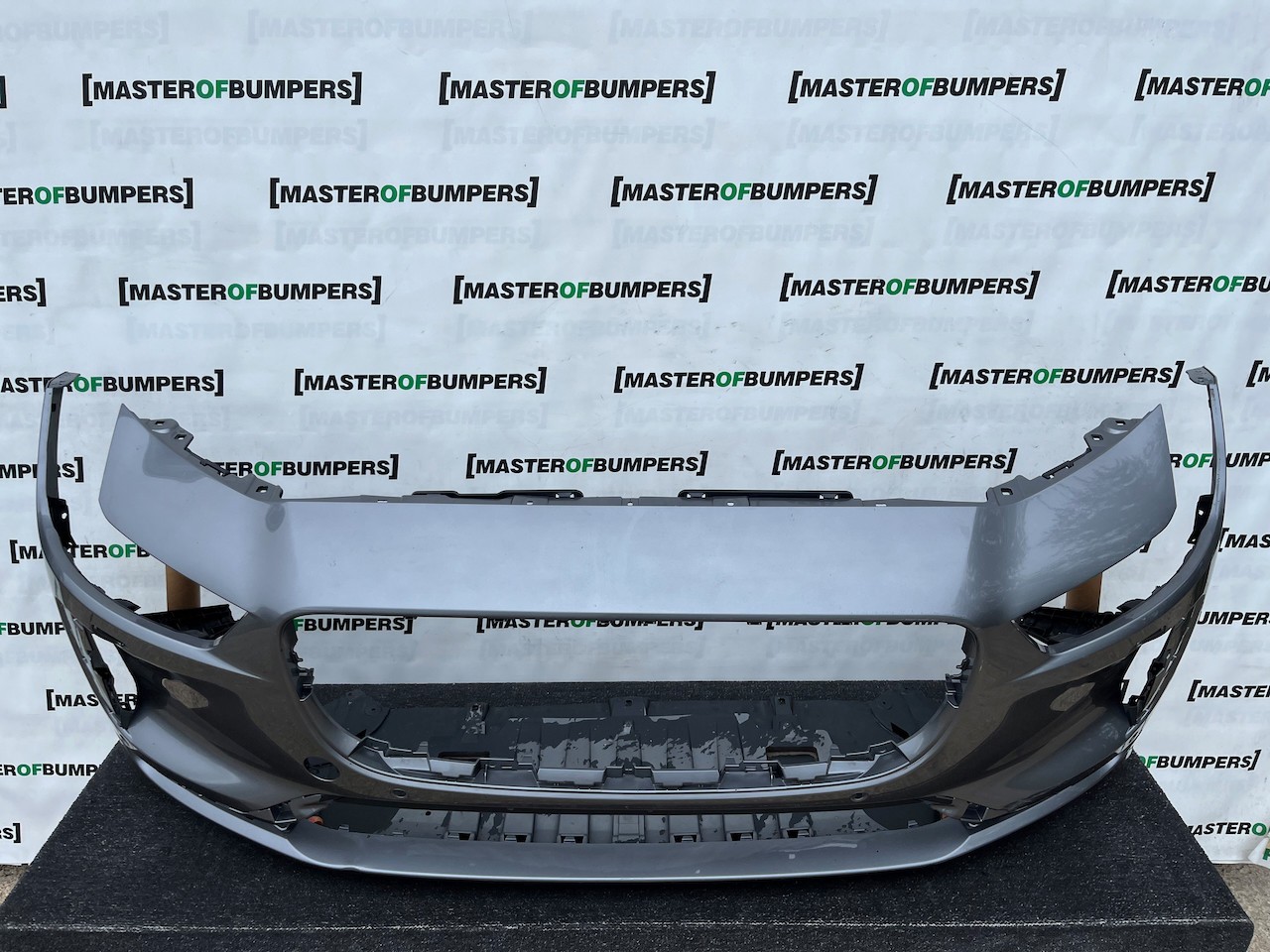 Jaguar I Pace Electric Suv 2018 - 2024 Front Bumper 4 Pdc Genuine [p773]