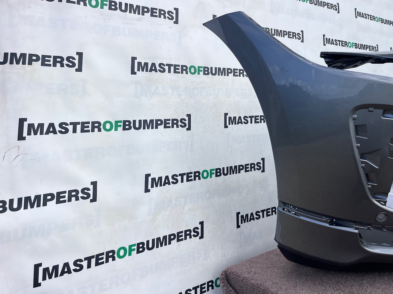 Jaguar I Pace Electric Suv 2018 - 2024 Front Bumper 4 Pdc Genuine [p819]