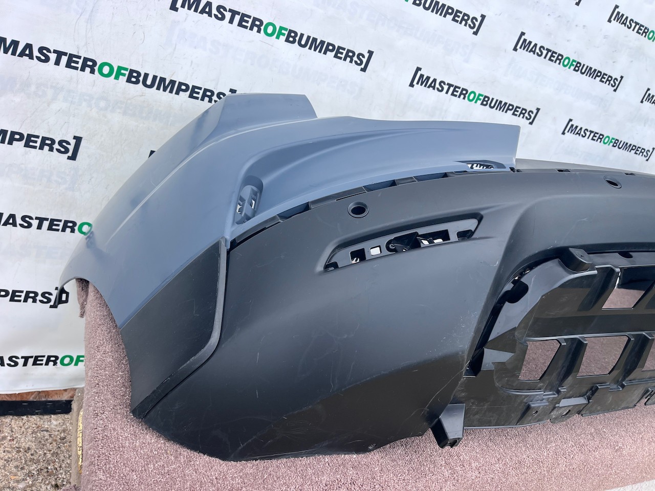 Jaguar I Pace Electric 2018 - 2022 Rear Bumper In Primer 4 Pdc Genuine [p807]