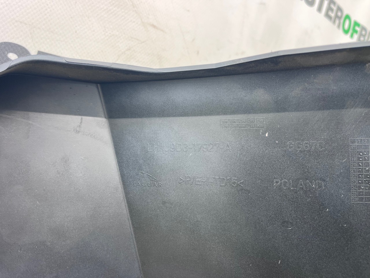 Jaguar I Pace Electric 2018 - 2022 Rear Bumper In Primer 4 Pdc Genuine [p807]