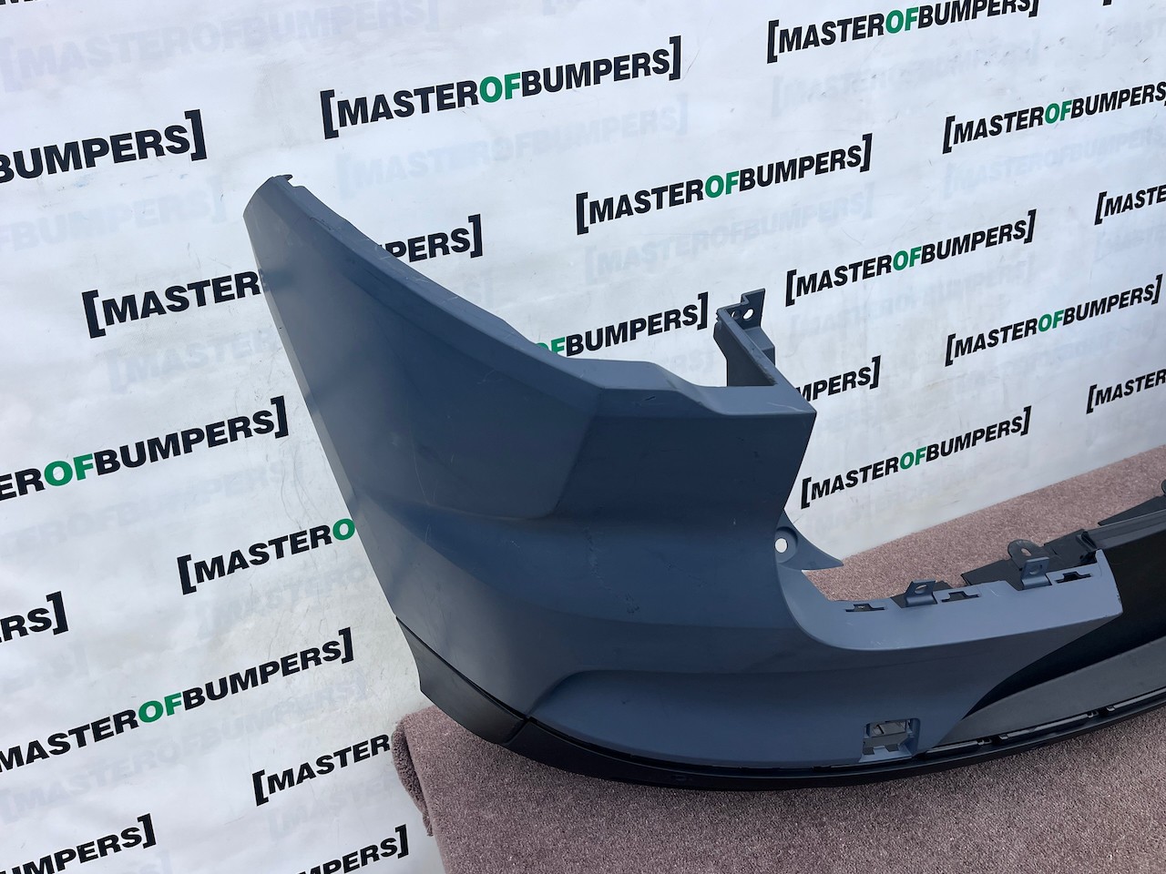 Jaguar I Pace Electric 2018 - 2022 Rear Bumper In Primer 4 Pdc Genuine [p807]