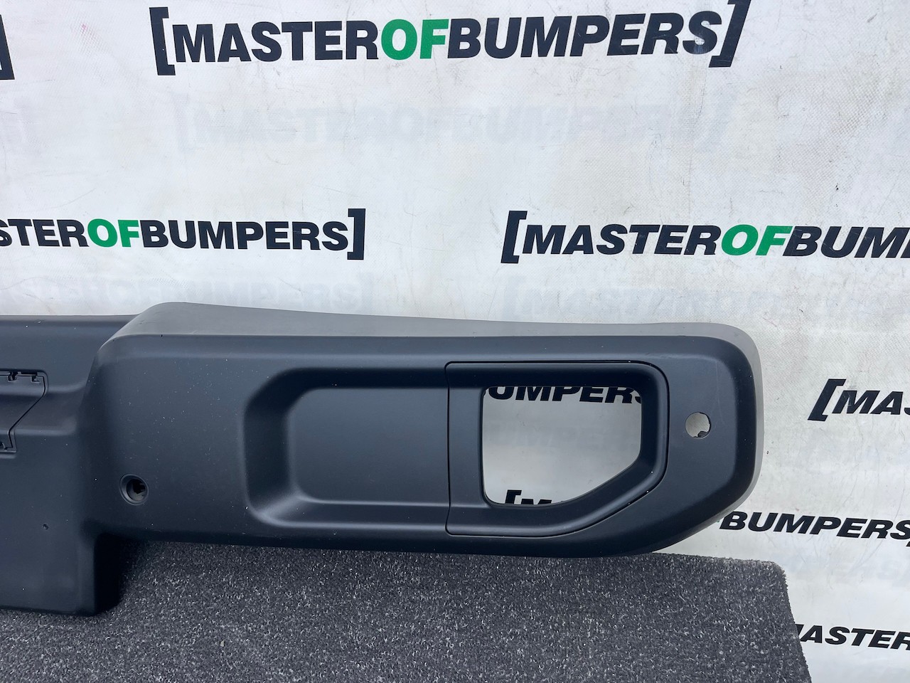 Jeep Wrangler Rubicon 2017-2023 Rear Bumper 4 Pdc Genuine [p744]
