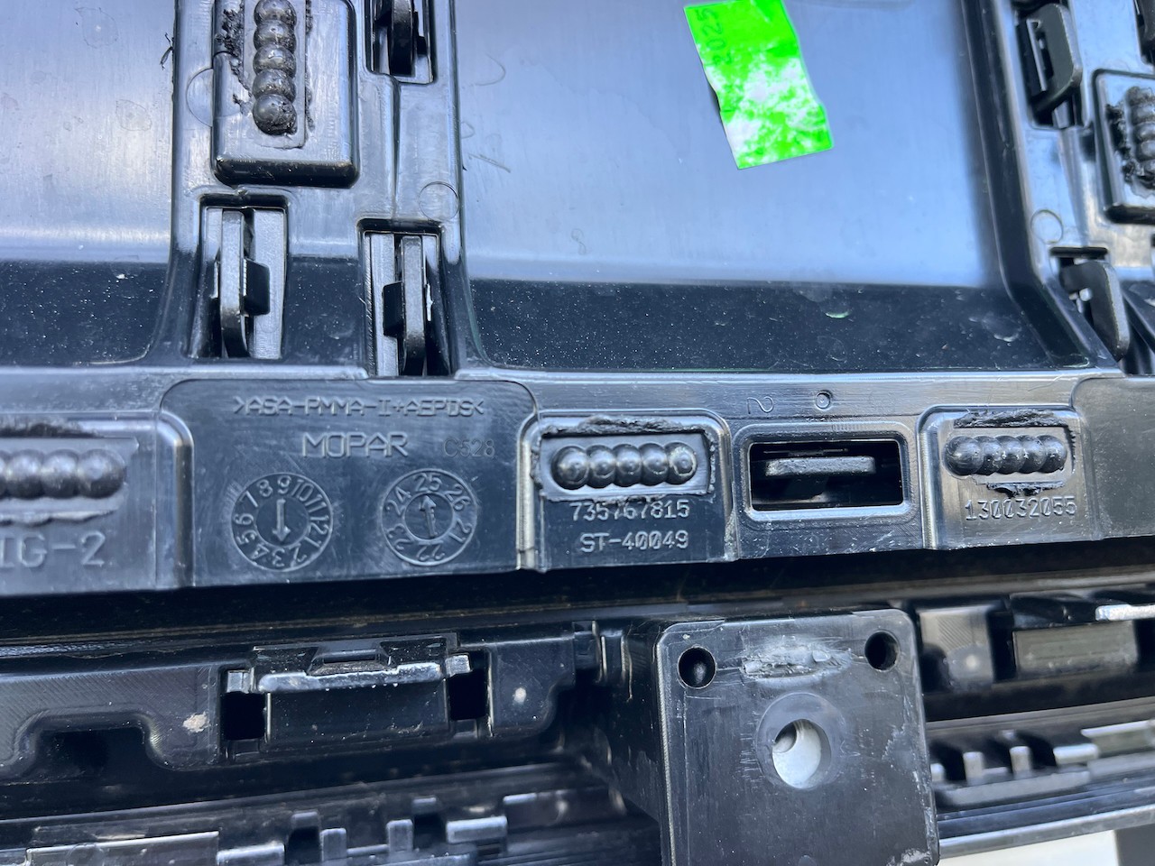 Jeep Avenger Altitude Summit 2023-2026 Front Bumper Genuine [p637]