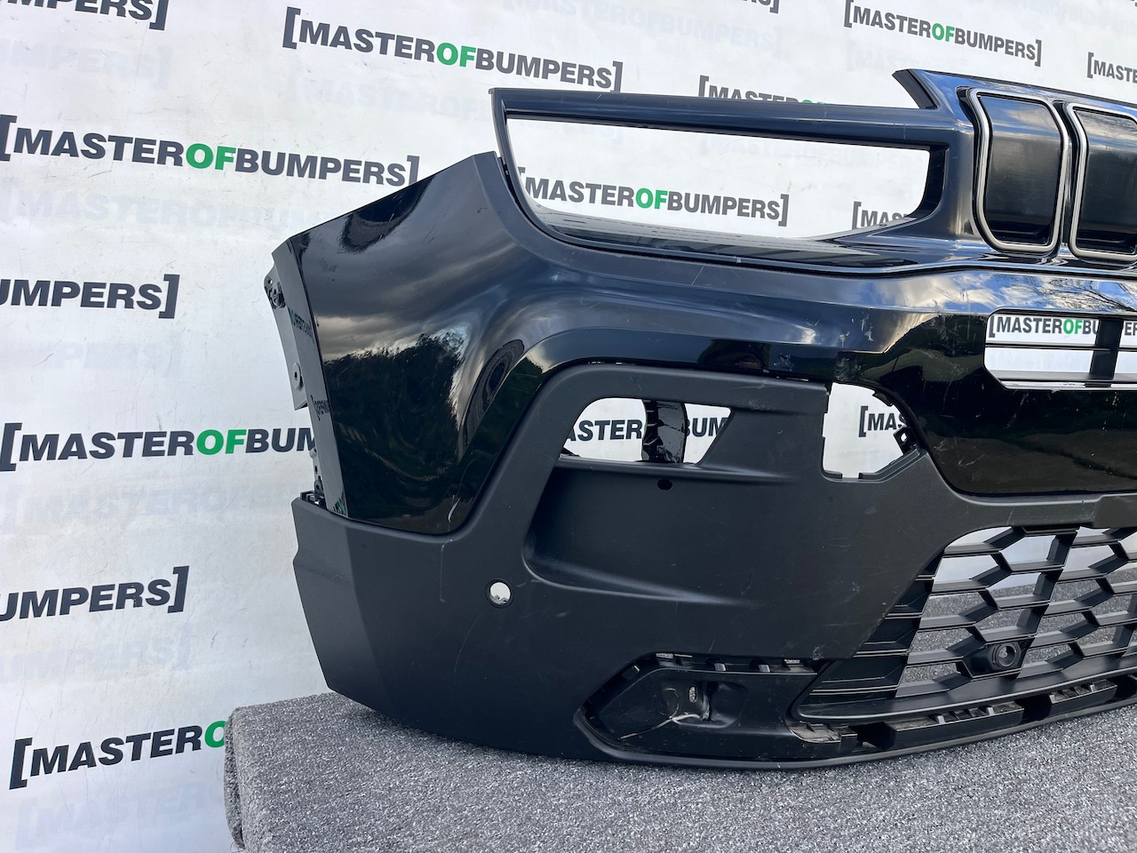 Jeep Avenger Altitude Summit 2023-2026 Front Bumper Genuine [p637]