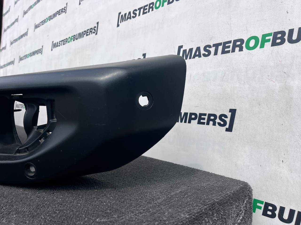 Jeep Wrangler Rubicon 2017-2023 Front Bumper 6 Pdc Genuine [p]
