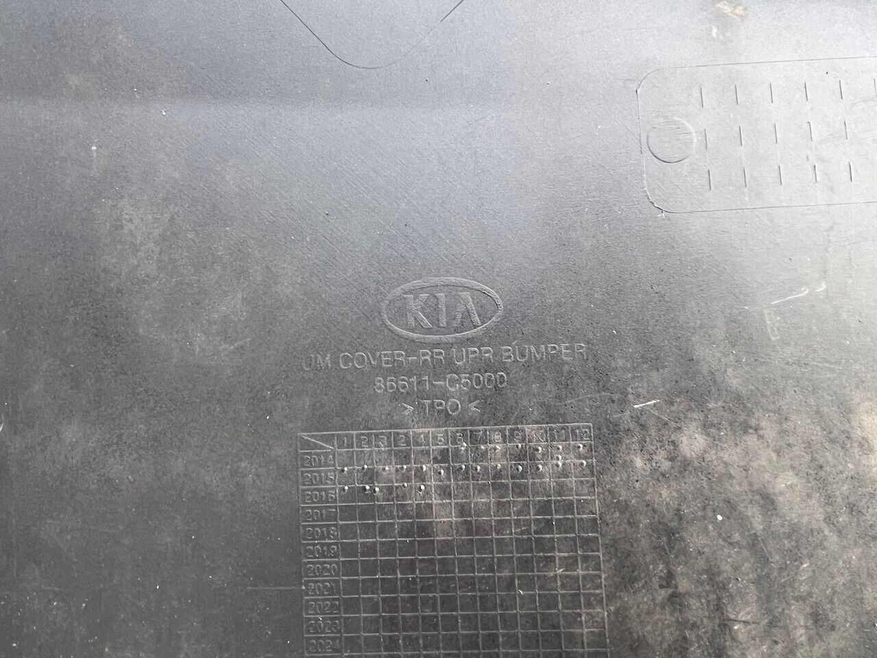 Kia Sorento Mk3 Suv 2015-2018 Rear Bumper Black Genuine [k422]