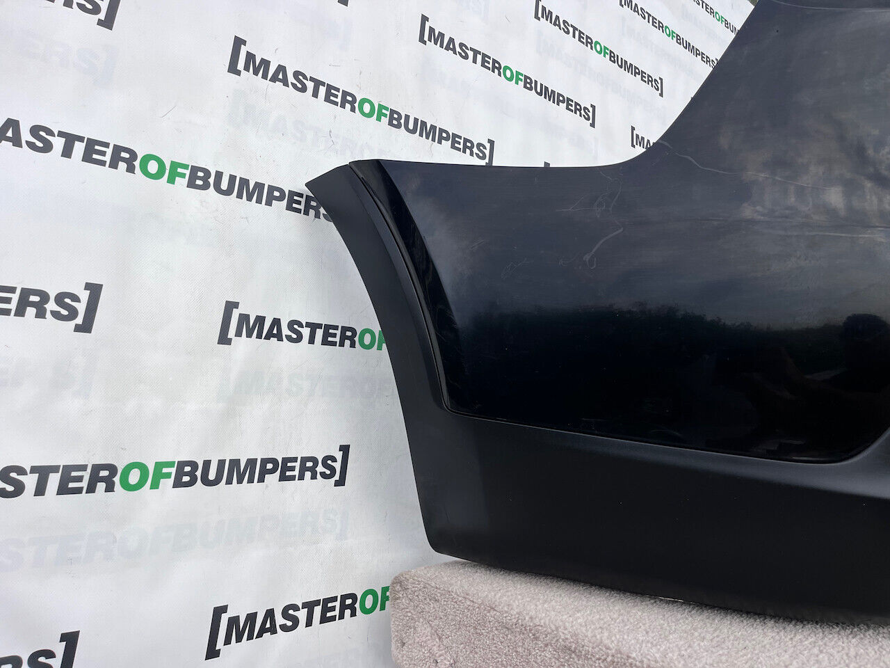 Kia Sorento Mk3 Suv 2015-2018 Rear Bumper Black Genuine [k422]