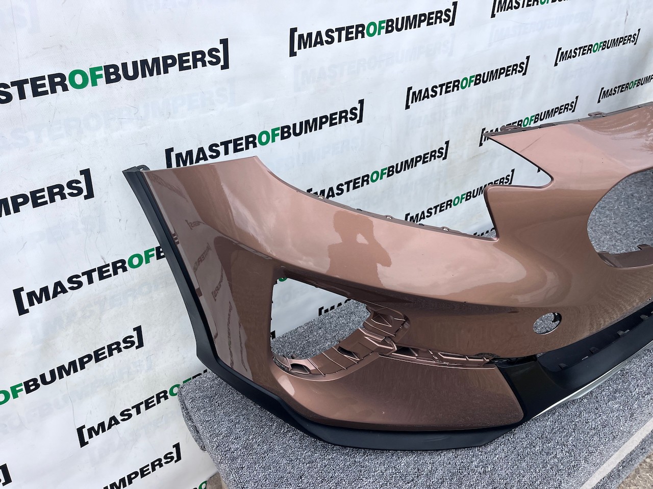 Kia Xceed Connect Hatchback Mk1 2019-2022 Front Bumper Genuine [k479]