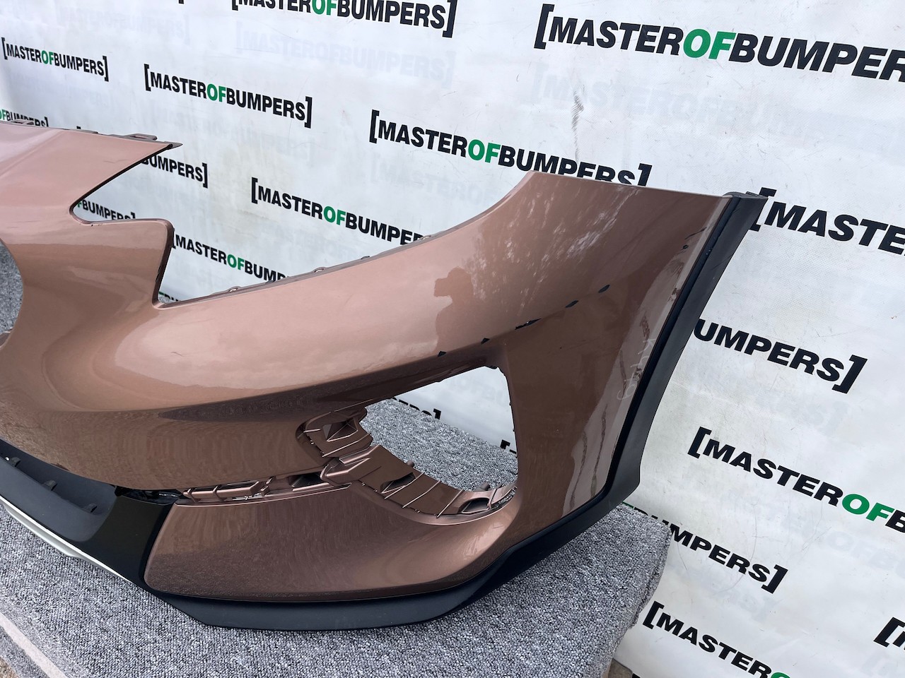 Kia Xceed Connect Hatchback Mk1 2019-2022 Front Bumper Genuine [k479]