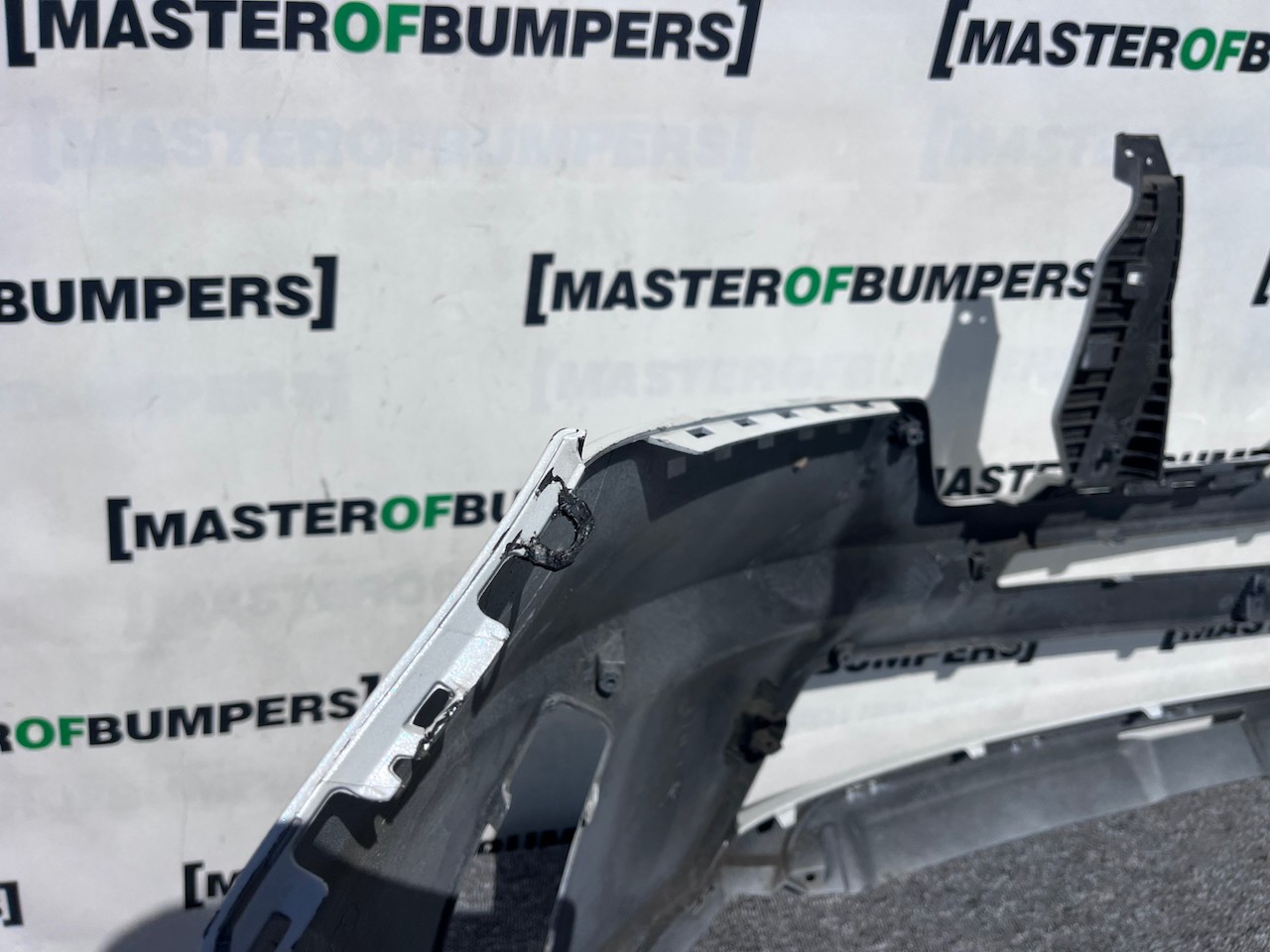 Kia Sorento Phev Hybrid Mk4 2020-2024 Front Bumper 4 Pdc Genuine [k481]