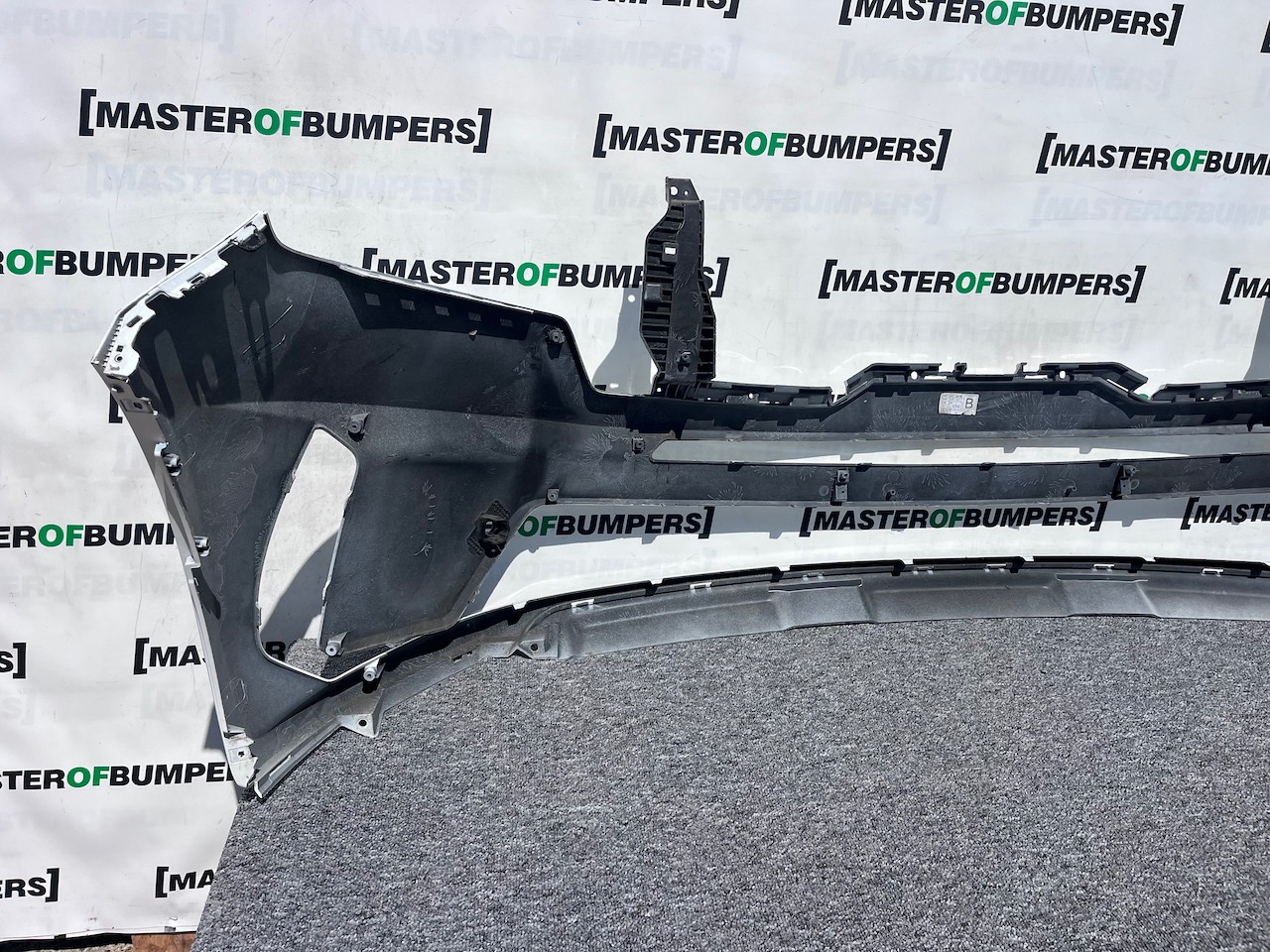 Kia Sorento Phev Hybrid Mk4 2020-2024 Front Bumper 4 Pdc Genuine [k481]