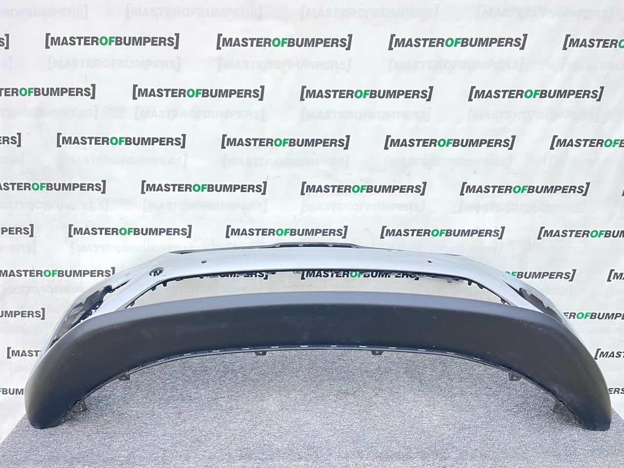 Kia E Niro Hybrid Plug In E-niro 2019-2022 Front Bumper 4 Pdc Genuine [k505]