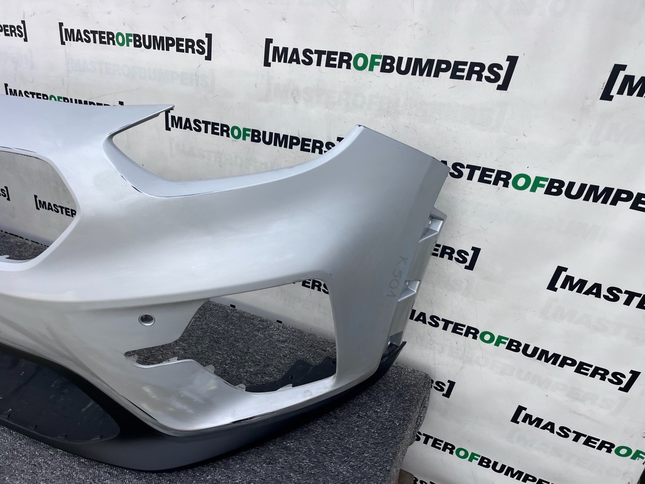 Kia E Niro Hybrid Plug In E-niro 2019-2022 Front Bumper 4 Pdc Genuine [k505]