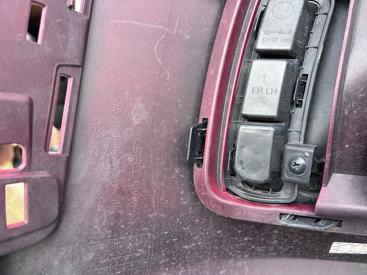 Kia Ev6 Gt Line Hatchback 2021-2024 Front Bumper Pdc Genuine [k504]