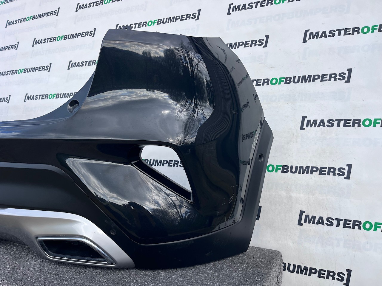 Kia Xceed X-ceed Gt Line Mk3 2020-2024 Rear Bumper 6 Pdc Genuine [k513]