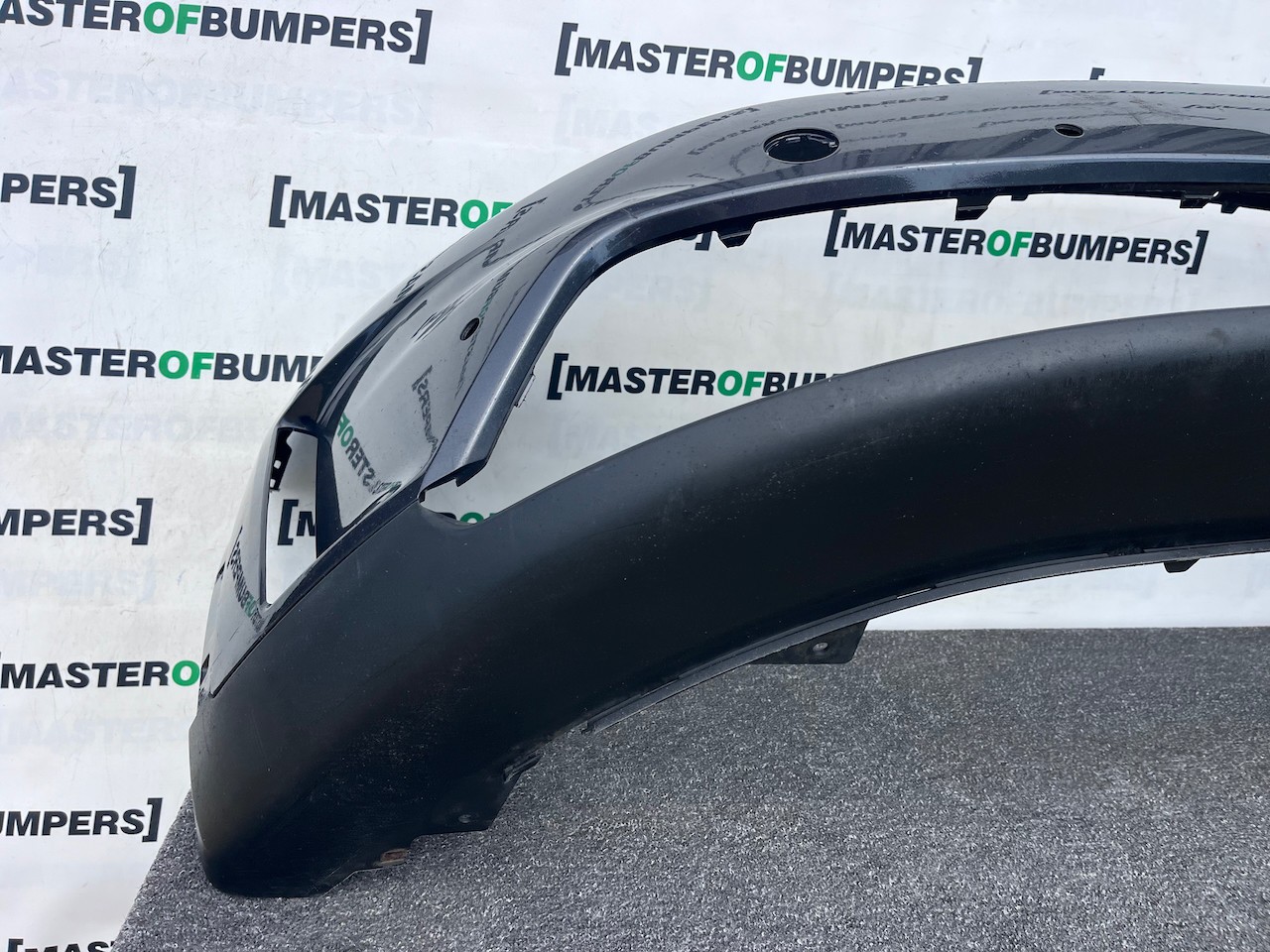 Kia E Niro Hybrid Plug In 2016-2019 Front Bumper 4 Pdc Genuine [k517]