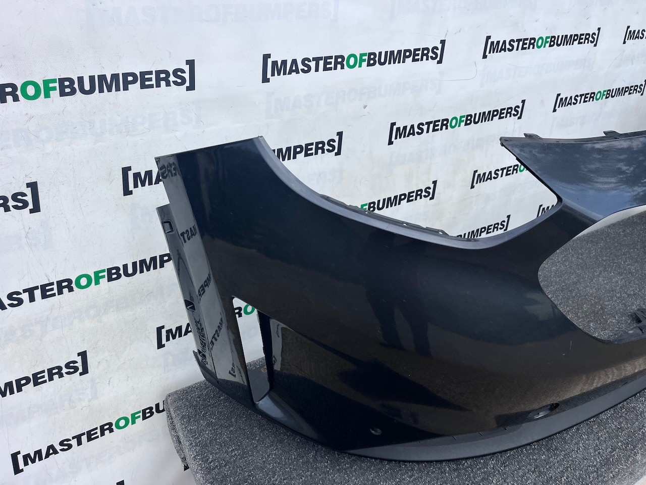 Kia E Niro Hybrid Plug In 2016-2019 Front Bumper 4 Pdc Genuine [k517]