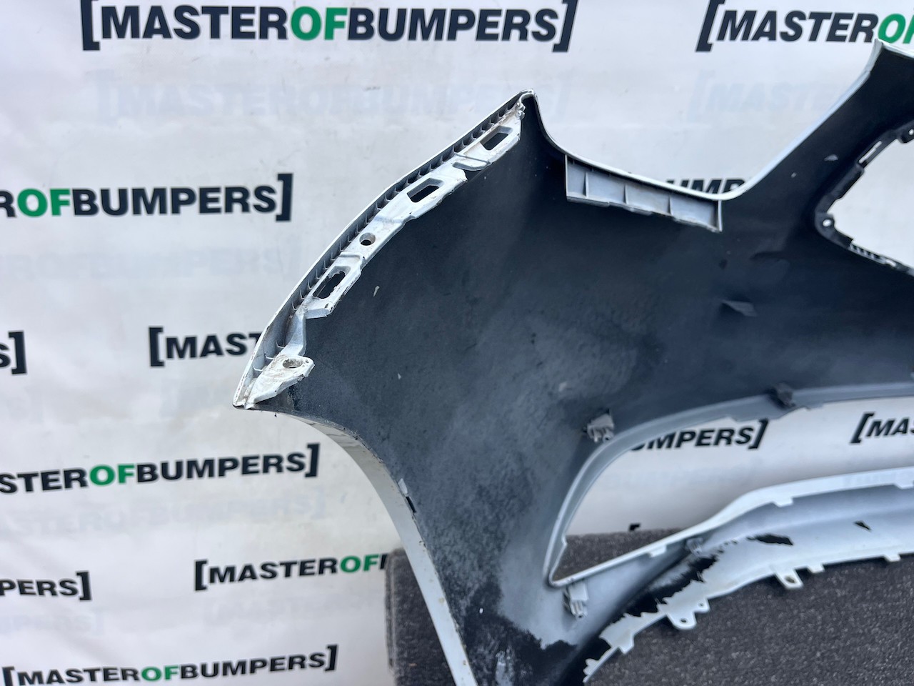 Kia Venga Mk1 Lift Hatchback 5 Door 2015-2019 Front Bumper Genuine [k525]