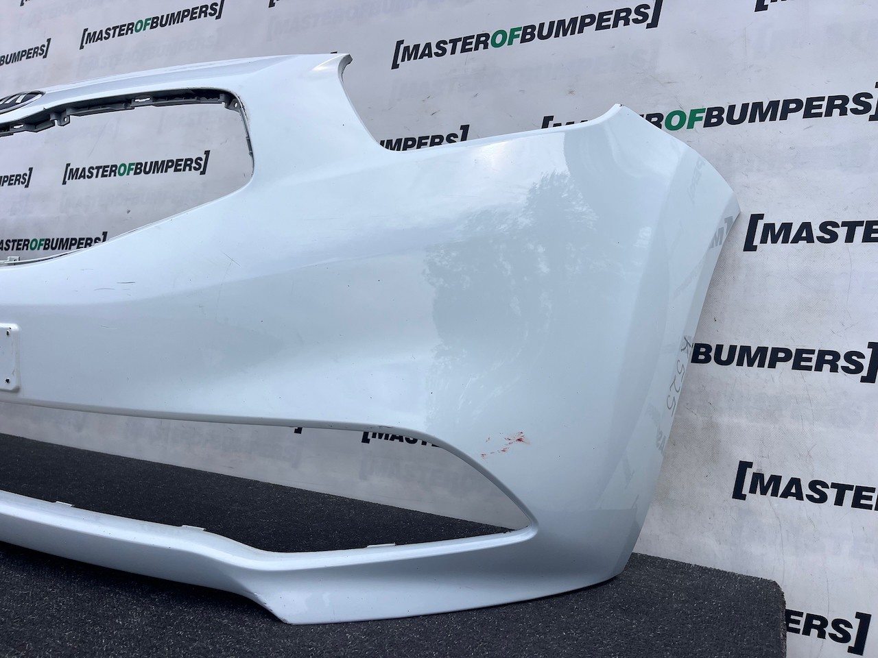 Kia Venga Mk1 Lift Hatchback 5 Door 2015-2019 Front Bumper Genuine [k525]