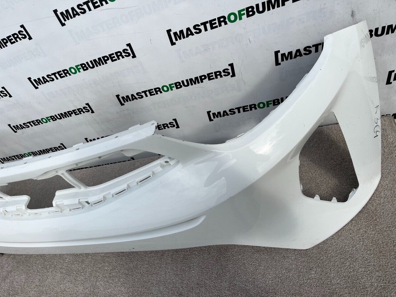 Kia Stonic 2017-2020 Front Bumper Genuine [k364]