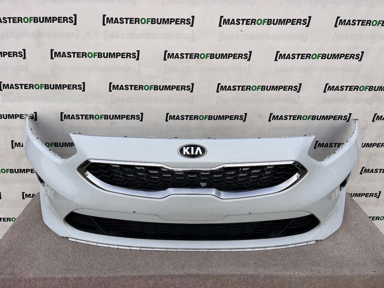 Kia Ceed Mk3 Hatchback Sportwagon 2019-2021 Front Bumper No Pdc Genuine [k453]