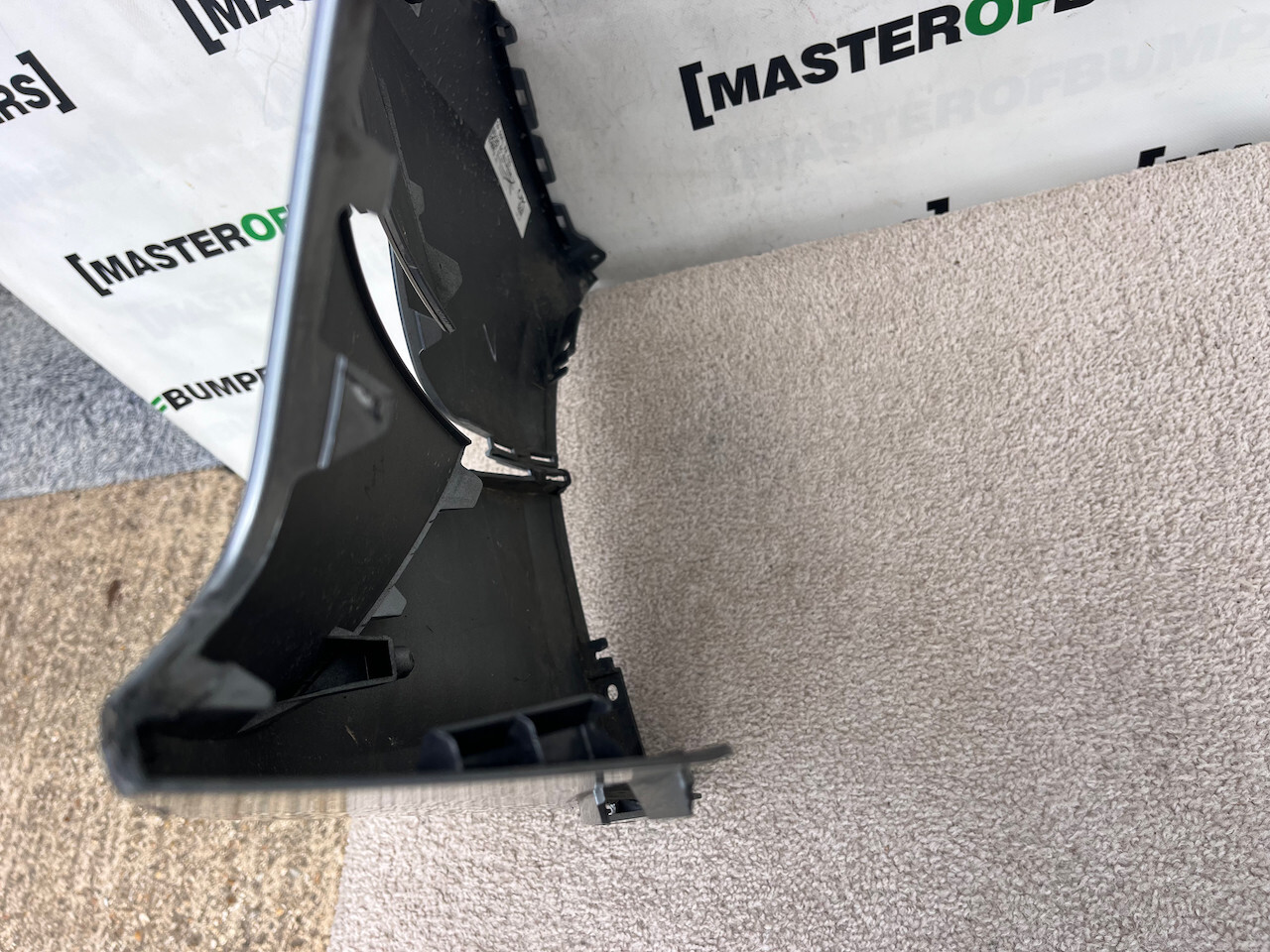 Kia Ceed Se Ceed Sw Mk3 Lift 2021-2024 Front Bumper 4 Pdc Genuine [k472]