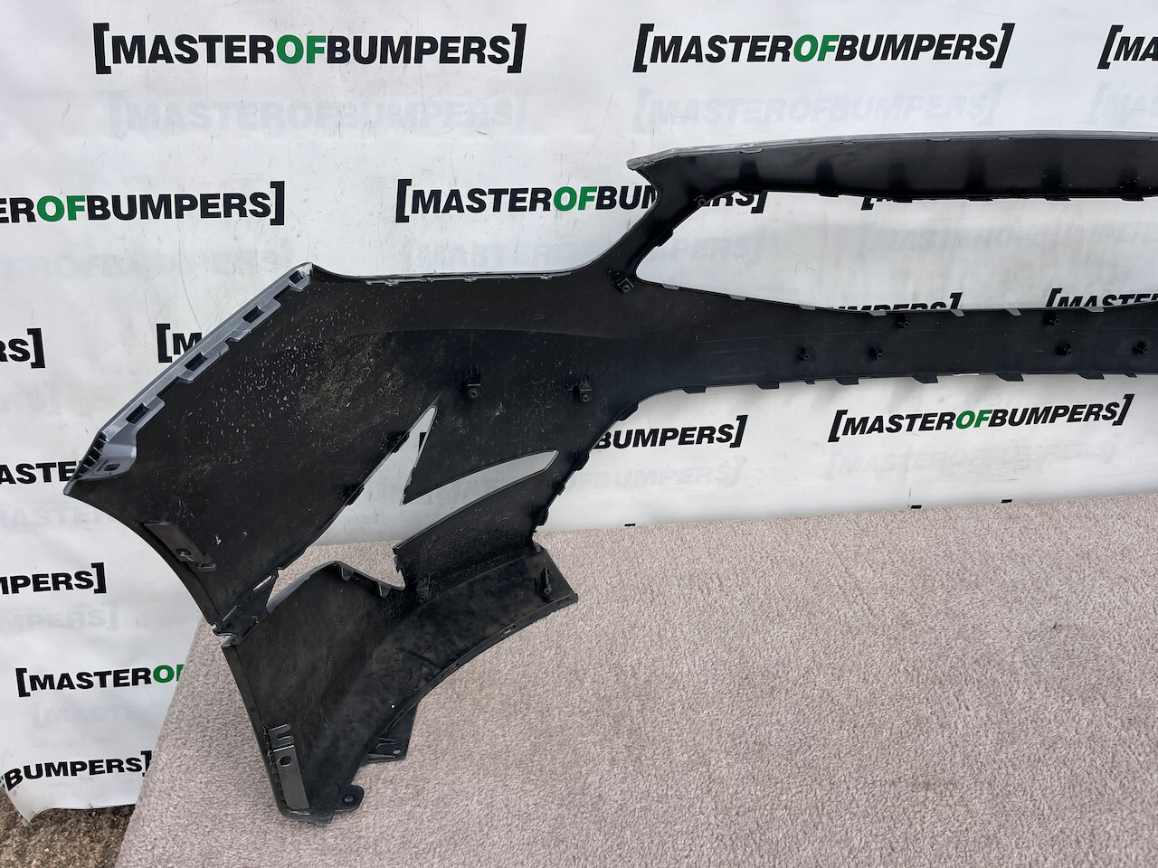 Kia Ceed Se Ceed Sw Mk3 Lift 2021-2024 Front Bumper 4 Pdc Genuine [k472]