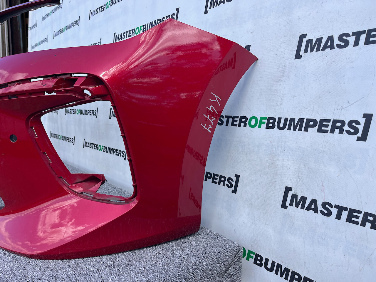 Kia Rio Gt Line Mk3 Hatchback 2016-2019 Front Bumper 4 Pdc Genuine [k477]