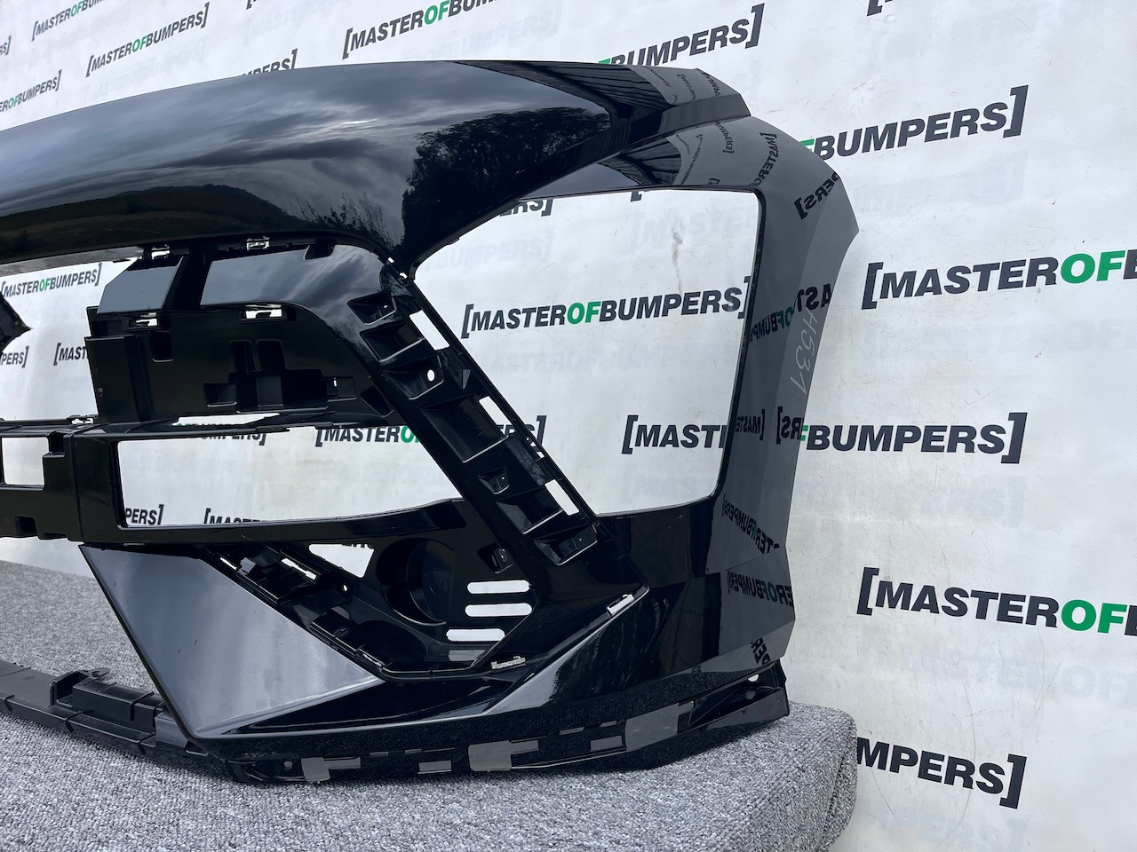 Hyundai Kona N-line Hatchback Mk2 2023-on Front Bumper 4 Pdc Genuine [h531]