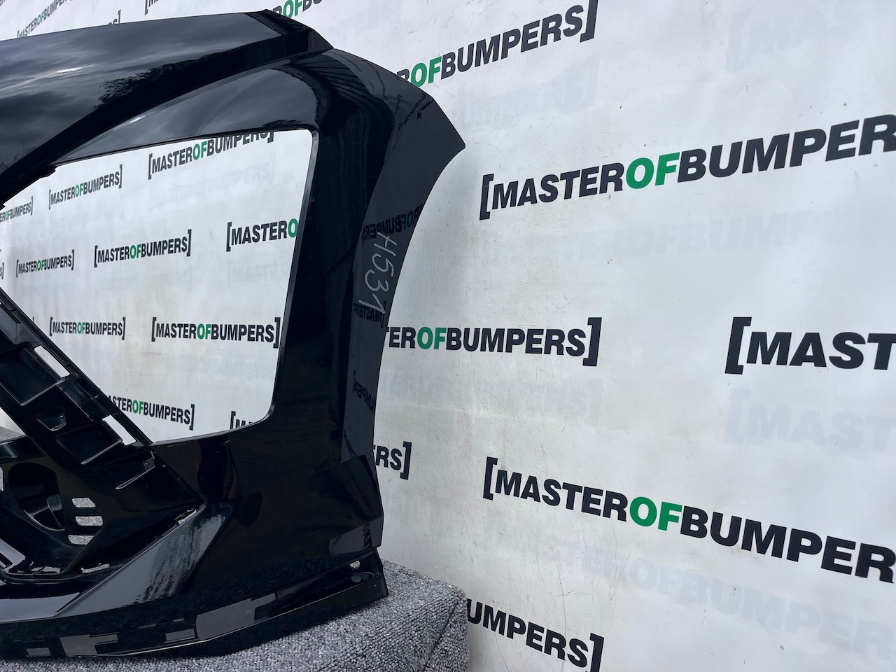 Hyundai Kona N-line Hatchback Mk2 2023-on Front Bumper 4 Pdc Genuine [h531]