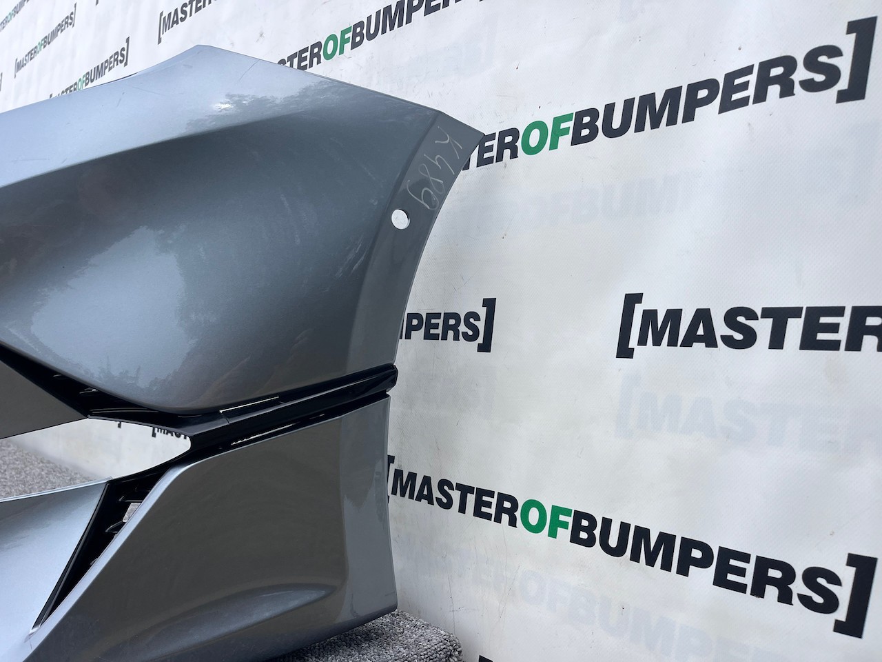 Kia Ceed Se Hatchback Sportwagon Mk3 Lift 2021-2025 Front Bumper Genuine [k489]