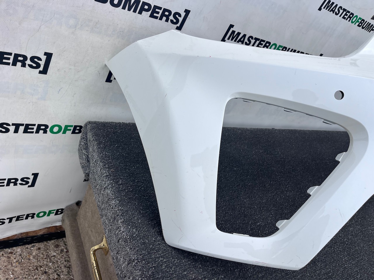 Kia Stonic Gt Line Hatchback 2021-2024 Front Bumper Pdc Genuine [k528]